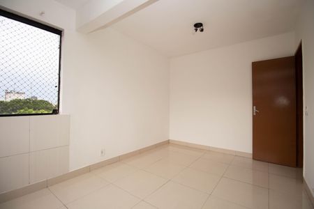 Quarto de apartamento para alugar com 2 quartos, 60m² em Quadras Econômicas Lúcio Costa (guará), Brasília