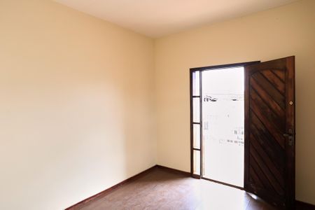 Sala de casa à venda com 3 quartos, 175m² em Concórdia, Belo Horizonte