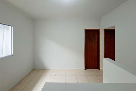 Sala de casa de condomínio para alugar com 2 quartos, 50m² em Parque das Americas, Praia Grande