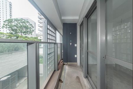 Varanda de kitnet/studio para alugar com 1 quarto, 40m² em Brooklin, São Paulo