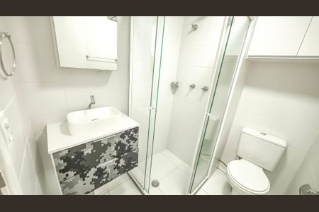 Banheiro de apartamento para alugar com 1 quarto, 27m² em Socorro, São Paulo