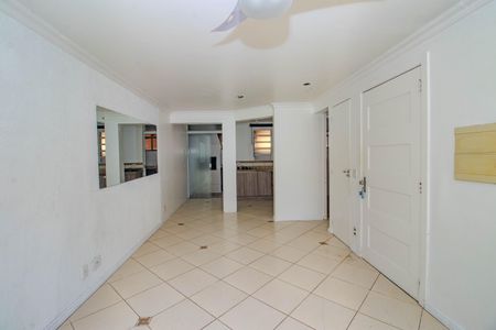 Sala de casa de condomínio à venda com 4 quartos, 109m² em Jardim Itu, Porto Alegre