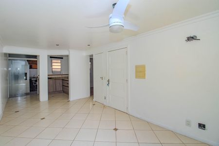 Sala de casa de condomínio à venda com 4 quartos, 109m² em Jardim Itu, Porto Alegre