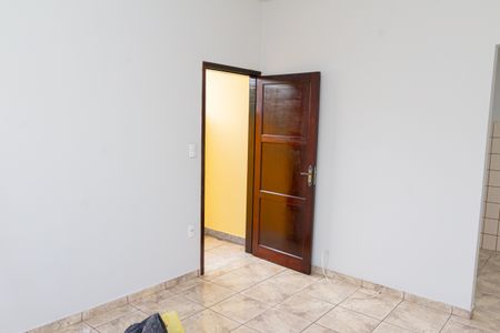 Sala de casa para alugar com 1 quarto, 43m² em Campo Grande, Rio de Janeiro