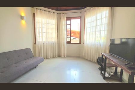 Casa à venda com 4 quartos, 290m² em Joá, Lagoa Santa