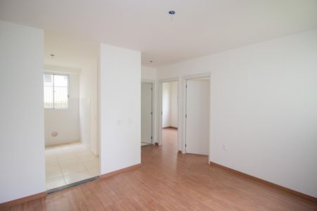 Sala de apartamento para alugar com 2 quartos, 43m² em Tijuca, Contagem