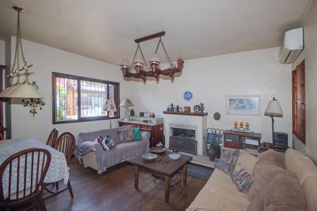 Sala de casa para alugar com 7 quartos, 280m² em Tristeza, Porto Alegre