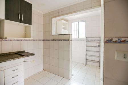 Cozinha de casa de condomínio para alugar com 2 quartos, 80m² em Jaguaré, São Paulo