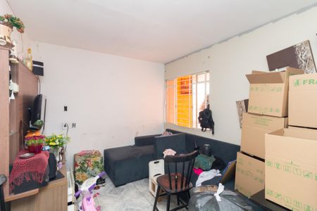 Sala de casa para alugar com 2 quartos, 60m² em Jardim Robru, São Paulo