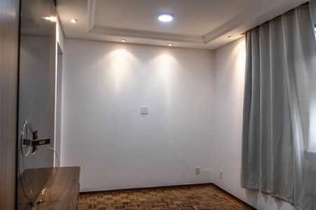 Sala de apartamento para alugar com 3 quartos, 104m² em Salgado Filho, Belo Horizonte