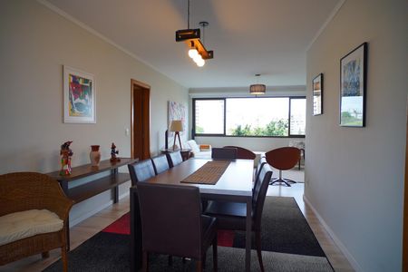 Sala de jantar _Churrasqueira de apartamento para alugar com 3 quartos, 131m² em São João, Porto Alegre