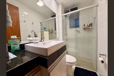 Banheiro da Suíte de apartamento à venda com 3 quartos, 80m² em Salgado Filho, Belo Horizonte