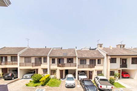 Vista do Quarto 1 de casa de condomínio para alugar com 4 quartos, 175m² em Xaxim, Curitiba