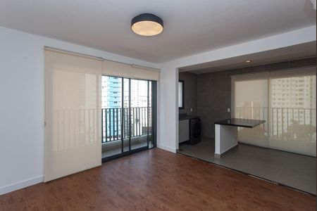 Sala de apartamento para alugar com 2 quartos, 75m² em Jardim Vera Cruz, São Paulo