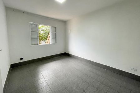 Quarto de casa para alugar com 1 quarto, 35m² em Vila Dionisia, São Paulo