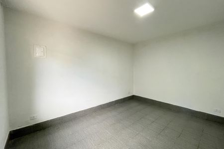 Quarto de casa para alugar com 1 quarto, 35m² em Vila Dionisia, São Paulo