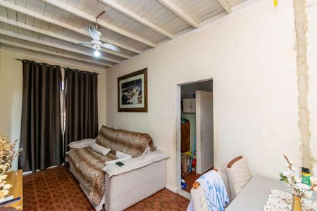 Sala de casa à venda com 2 quartos, 63m² em Cordovil, Rio de Janeiro