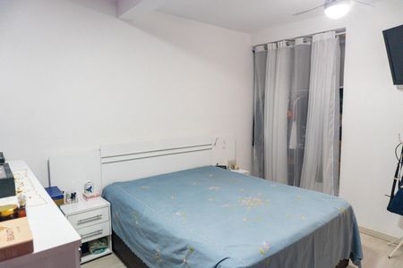 Casa para alugar com 3 quartos, 240m² em Vila Babilonia, São Paulo