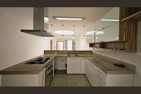 Casa à venda com 3 quartos, 150m² em Jardim das Samambaias, Jundiaí