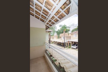 Varanda do Quarto 1 de casa de condomínio para alugar com 4 quartos, 125m² em Cabral, Contagem