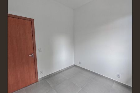 Apartamento para alugar com 1 quarto, 25m² em Jardim Santa Lucrecia, São Paulo
