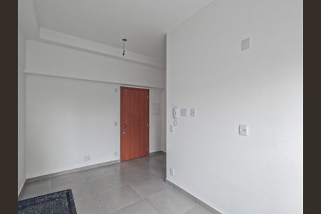 Apartamento para alugar com 1 quarto, 25m² em Jardim Santa Lucrecia, São Paulo