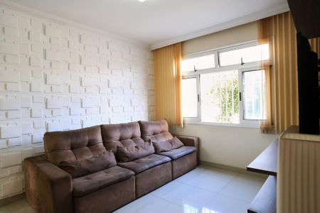 Sala de apartamento para alugar com 3 quartos, 90m² em Cachoeirinha, Belo Horizonte