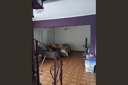 Sala de casa à venda com 6 quartos, 200m² em Jardim Guapira, São Paulo