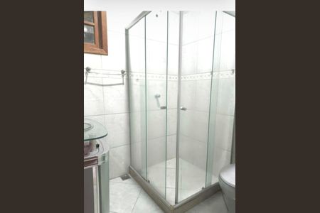 Banheiro de casa para alugar com 2 quartos, 100m² em Marechal Hermes, Rio de Janeiro