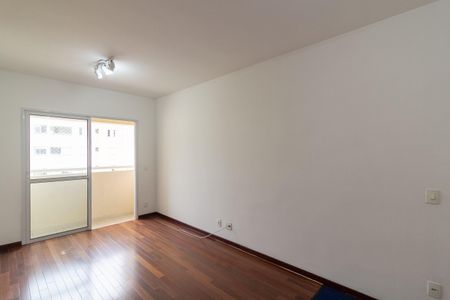 Sala de apartamento para alugar com 3 quartos, 74m² em Interlagos, São Paulo