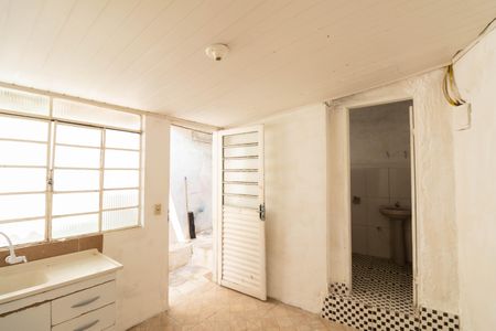 Casa para alugar com 1 quarto, 19m² em Vila Nova Cachoeirinha, São Paulo