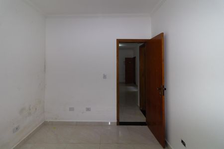 Quarto 1 de apartamento para alugar com 2 quartos, 30m² em Jardim Santa Teresinha, São Paulo