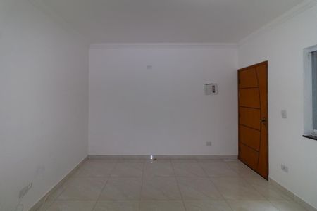 Sala de apartamento para alugar com 2 quartos, 30m² em Jardim Santa Teresinha, São Paulo