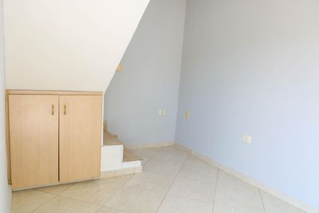 Sala 1º Pavimento de casa para alugar com 2 quartos, 70m² em Encantado, Rio de Janeiro