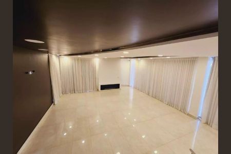 Casa para alugar com 4 quartos, 510m² em Mangabeiras, Belo Horizonte