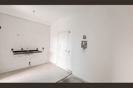 Sala de apartamento à venda com 2 quartos, 40m² em Vila Carmosina, São Paulo