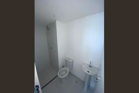 Banheiro de apartamento à venda com 1 quarto, 27m² em Vila Ida, São Paulo