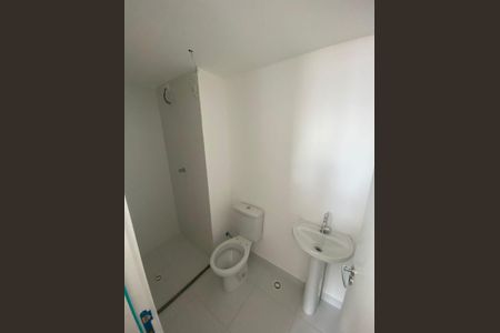 Banheiro de apartamento à venda com 1 quarto, 27m² em Vila Ida, São Paulo