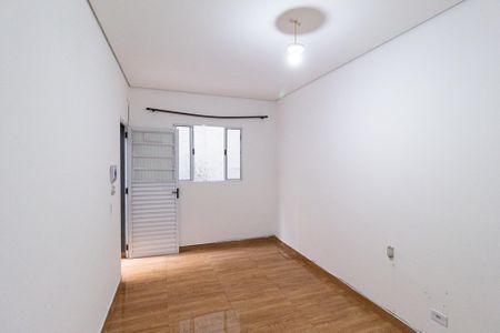 Sala de casa para alugar com 2 quartos, 80m² em Jardim Lice, Carapicuíba