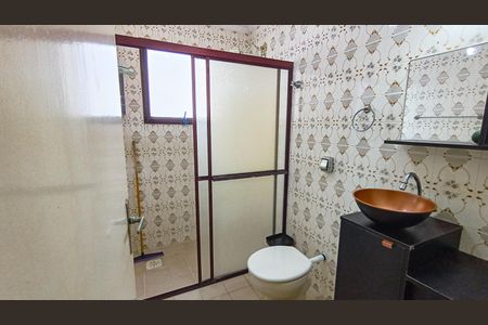 Banheiro de apartamento para alugar com 1 quarto, 68m² em Aviação, Praia Grande