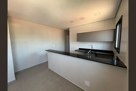 Sala de casa de condomínio para alugar com 1 quarto, 33m² em Macuco, Santos