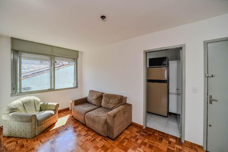 Sala de apartamento para alugar com 1 quarto, 43m² em Passo D’areia, Porto Alegre