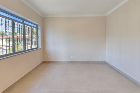 Sala de Estar de casa para alugar com 3 quartos, 186m² em Vila Anhanguera, Campinas