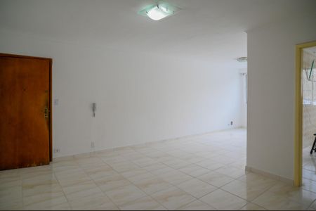 Sala de apartamento para alugar com 3 quartos, 96m² em Jardim Patente, São Paulo