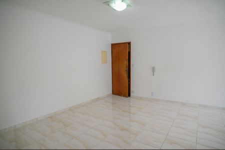 Sala de apartamento para alugar com 3 quartos, 96m² em Jardim Patente, São Paulo