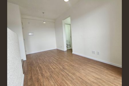 Sala de apartamento para alugar com 2 quartos, 45m² em Jardim São Luís, São Paulo