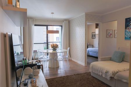 Sala de apartamento para alugar com 3 quartos, 81m² em Cidade São Francisco, São Paulo