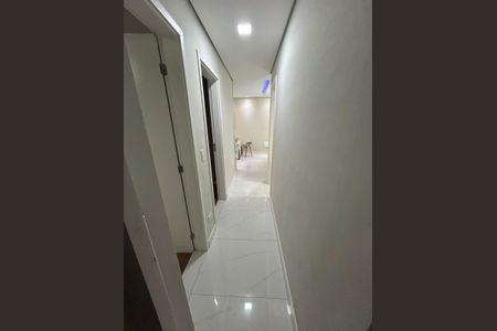 Corredor de apartamento à venda com 3 quartos, 72m² em Vila Castelo, São Paulo