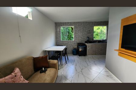 Sala de apartamento para alugar com 1 quarto, 45m² em Brotas, Salvador