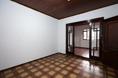 Sala de casa para alugar com 1 quarto, 50m² em Jardim Oliveiras, Taboão da Serra